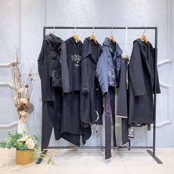 杭州四季青精品女裝市場(chǎng)賣(mài)零售嗎藝之蝶女裝品牌折扣女裝拿貨價(jià)格