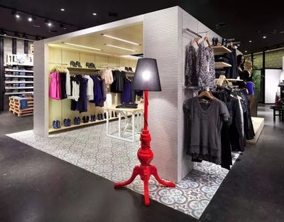 新消費(fèi)主力登場(chǎng) 誰(shuí)將接管中國(guó)的服裝零售市場(chǎng)？